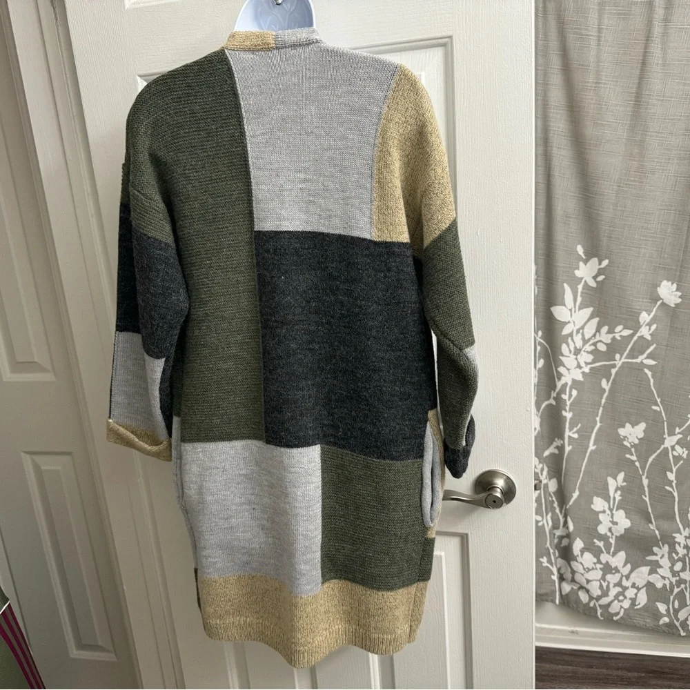 Davi & Dani Think Color Block 3/4 Length Sleeve Cardigan S Small